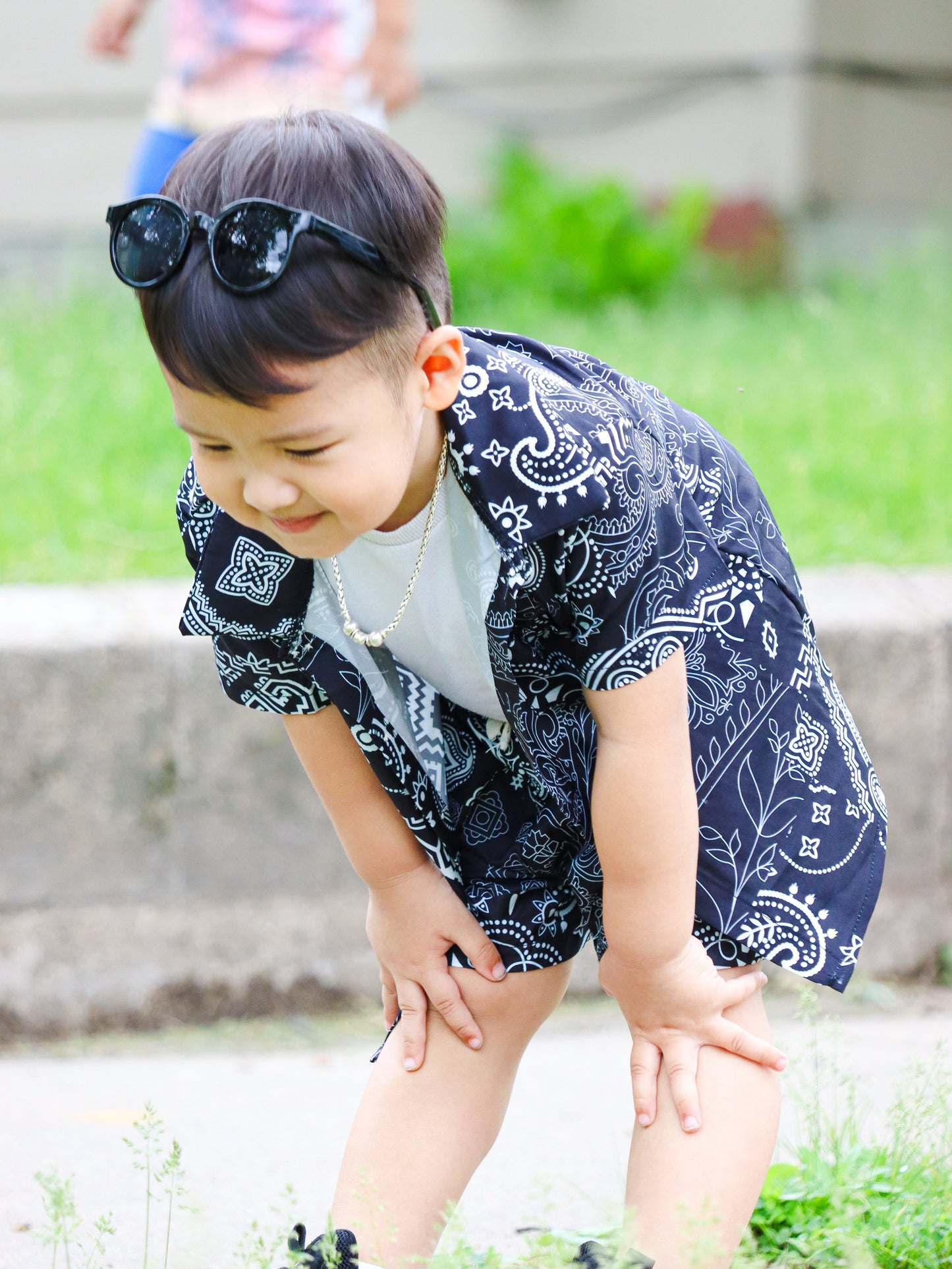 Boys' Summer Fashion: Stylish Two-Piece Suit with Short-Sleeved Shirt & Elastic Waist Shorts